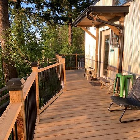 Tiny House Big View Hotel Chilliwack Exterior foto